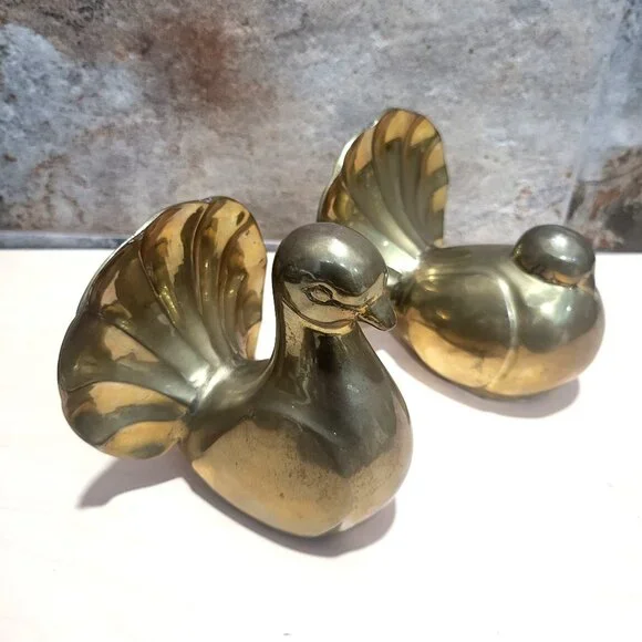 Pair of Vintage Metal Brass Dove Figure Bookends Home Decor - Picture 10 of 10